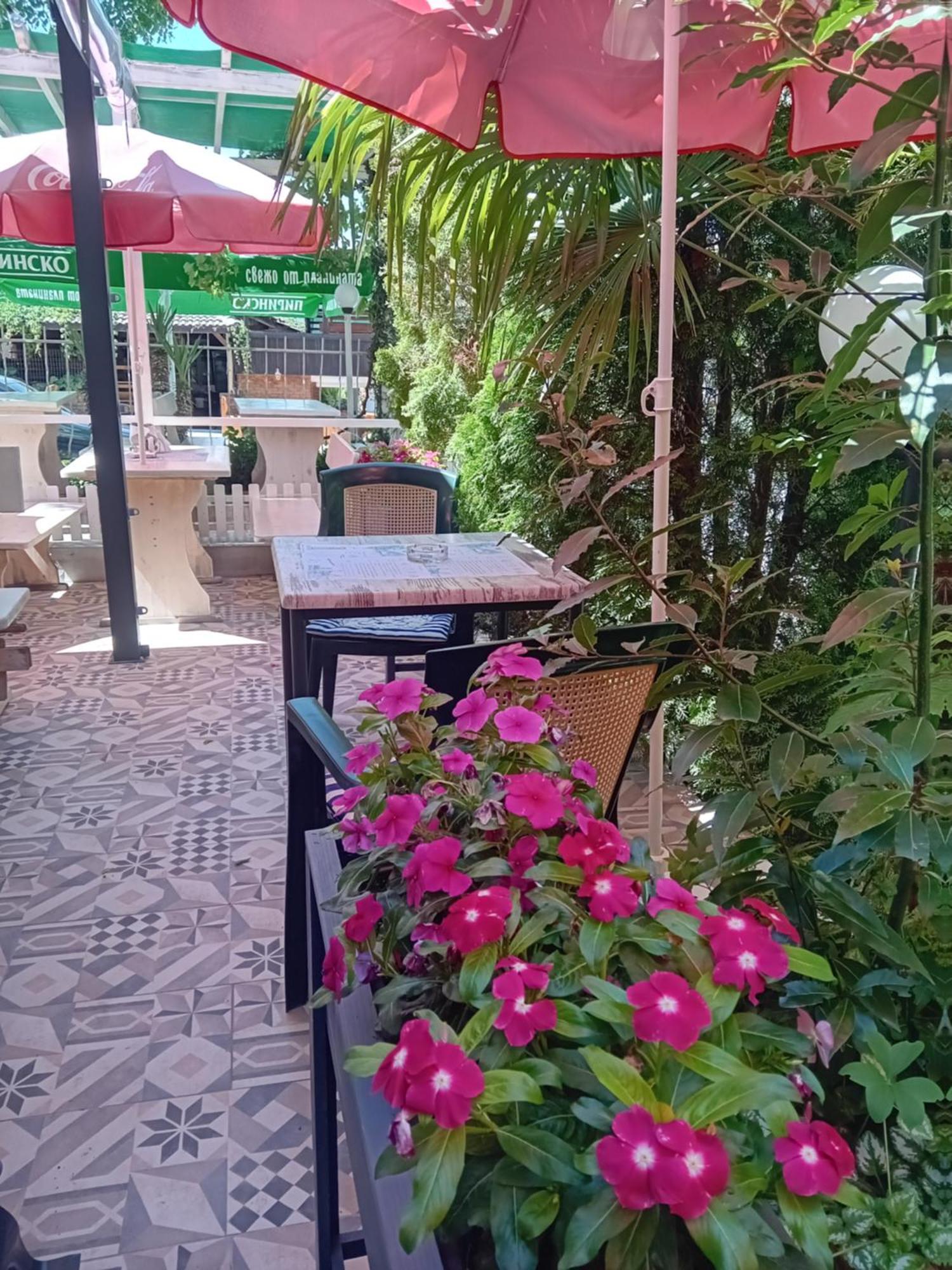 Guesthouse Oasis Kiten (Burgas) Exterior foto